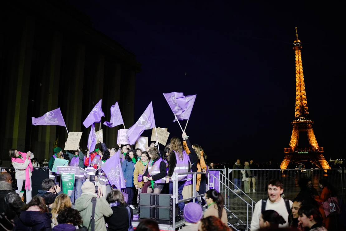 Abortu nostiprināšana Francijas konstitūcijā. Organizācija "Fondation des Femmes".