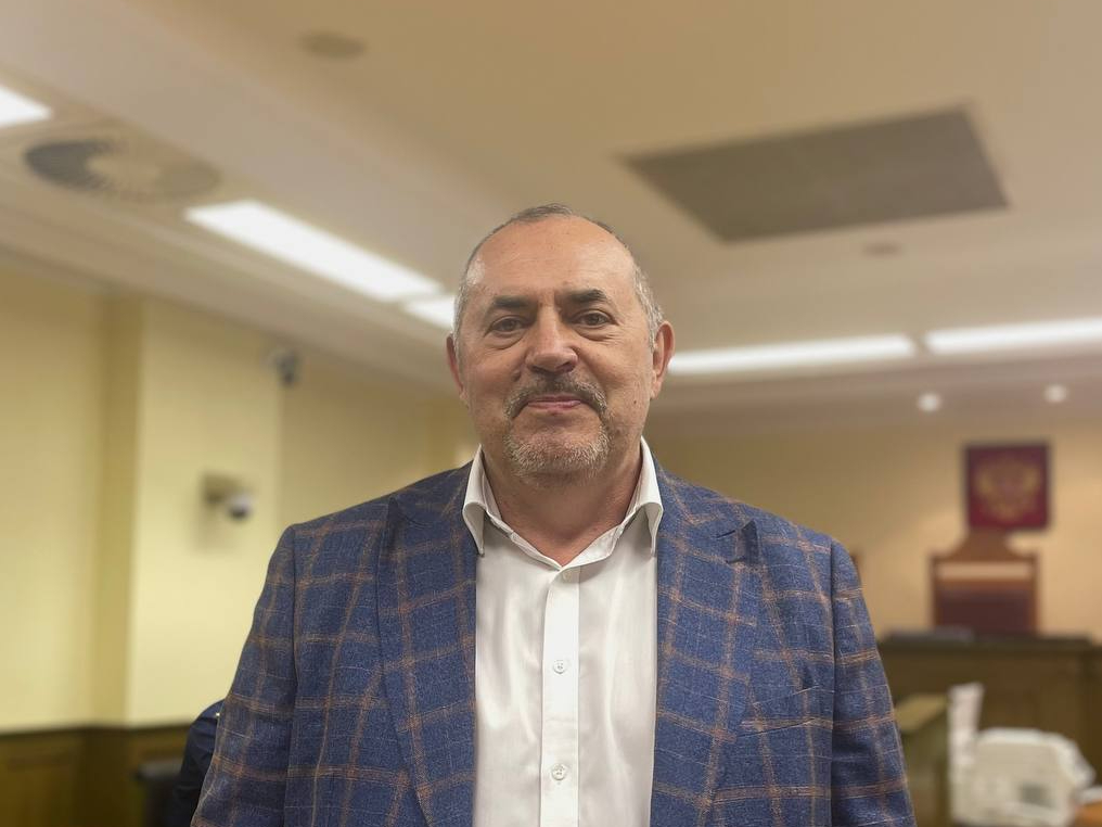 Boriss Nadeždins.