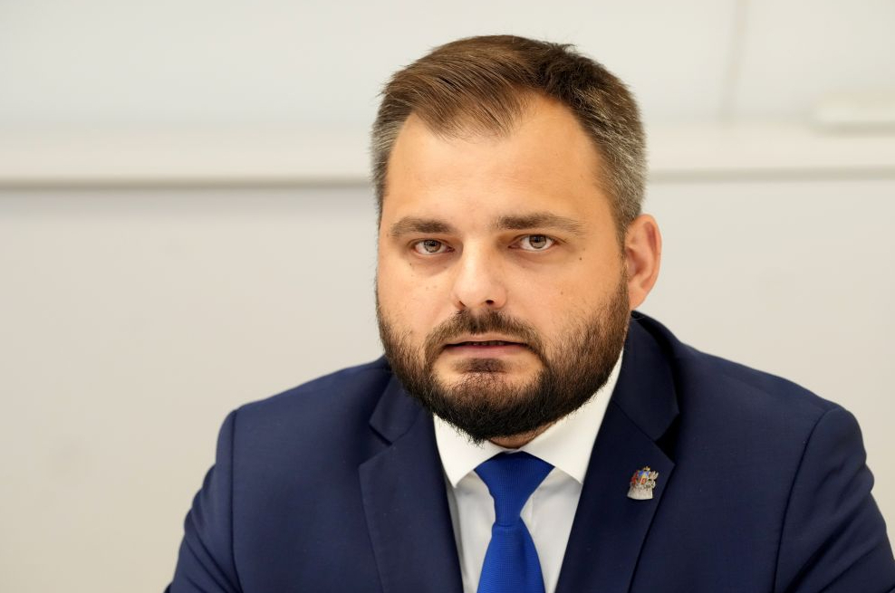 "Jaunās Vienotības" ("JV") frakcijas vadītājs Edmunds Jurēvics.