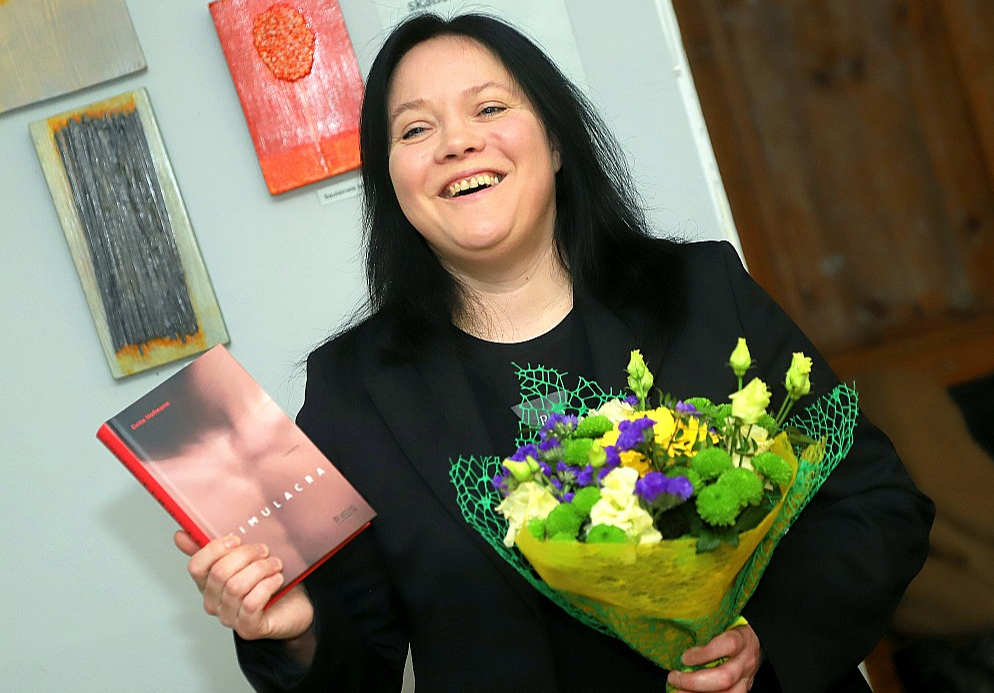Evita Hofmane: "Autora privilēģija ir iejusties, vienā dzīvē izdzīvot neskaitāmus savu varoņu mūžus, nospēlēt lomas, īstenot sapņus."