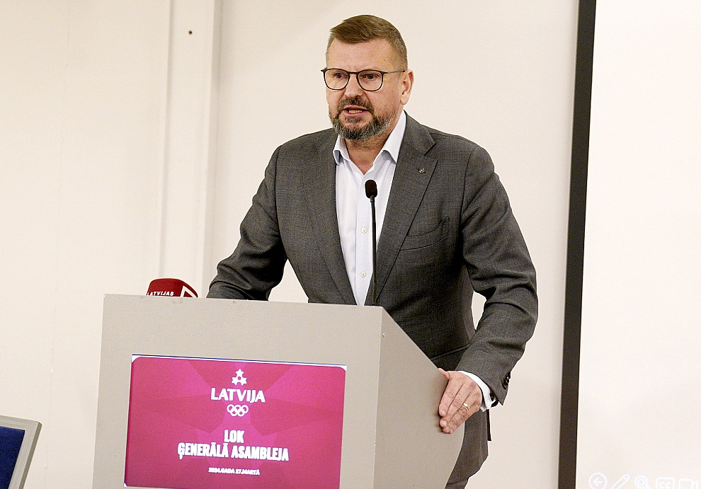 LOK prezidenta Jāņa Buka virzītā apvienošanās ar LSFP cietusi neveiksmi.