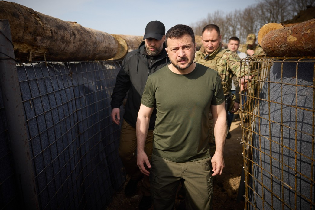 V. Zelenskis Harkivas reģionā. Zelenska plāns kalpo kā piedāvājums vai priekšlikums no Ukrainas puses Rietumu sabiedrotajiem par nepieciešamajiem pasākumiem, kas tiem ir jāveic.