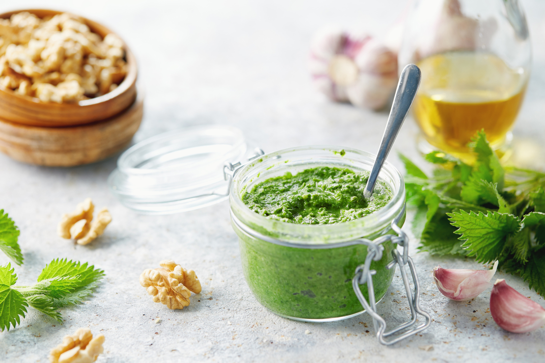 Nātru pesto.