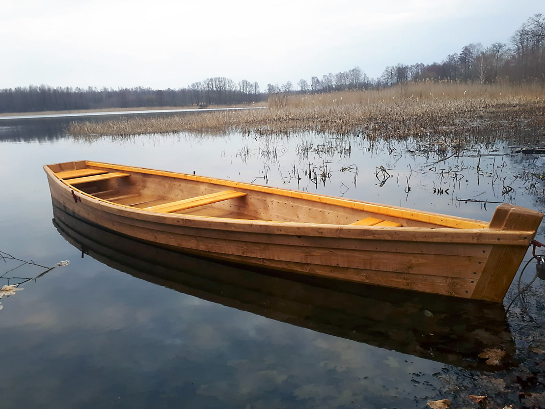Koka laivai sezonas laikā visu laiku jābūt ūdenī.
