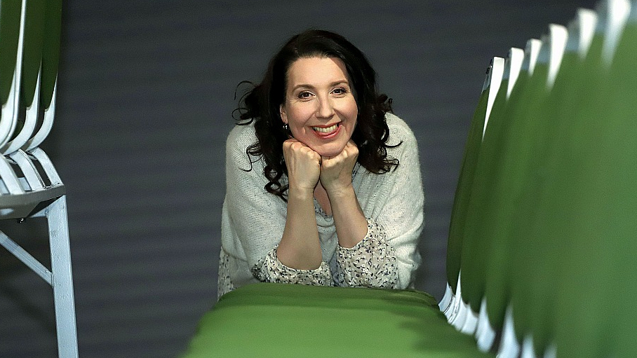Marija Bērziņa: "Manuprāt, labs aktieris ir dažāds aktieris. Sadarbība ar viesrežisoriem dod citādu skolu un skatpunktu, iespēju paskatīties uz savu tēlu ar savādākiem izteiksmes veidiem."