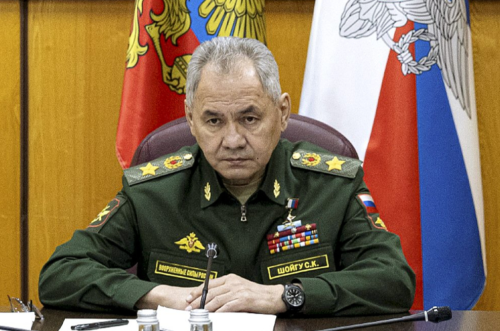 Krievijas diktators Vladimirs Putins līdzšinējo aizsardzības ministru Sergeju Šoigu (attēlā) iecēlis par Drošības padomes sekretāru.