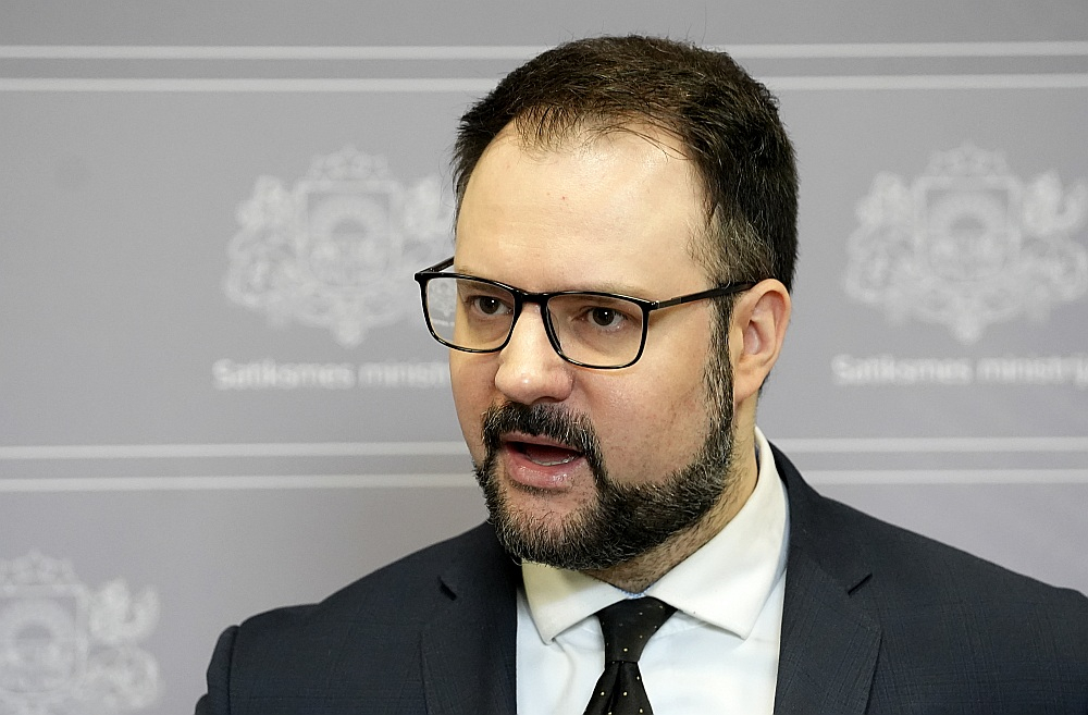 Satiksmes ministrs Kaspars Briškens.