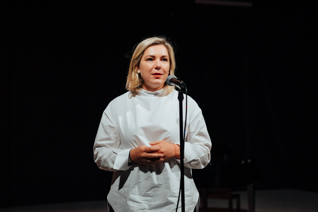 Pēc vērienīgiem pārbūves darbiem svinīgi atklāts Valmieras teātris. VAS "Valsts nekustamie īpašumi" valdes locekle Jeļena Gavrilova.