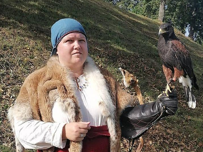 Meldra Gailāne: "Darbošanās biedrībā "Kroma Kolna bruoliste" man ļauj apzināties savas saknes un iedvesmo radošiem darbiem."