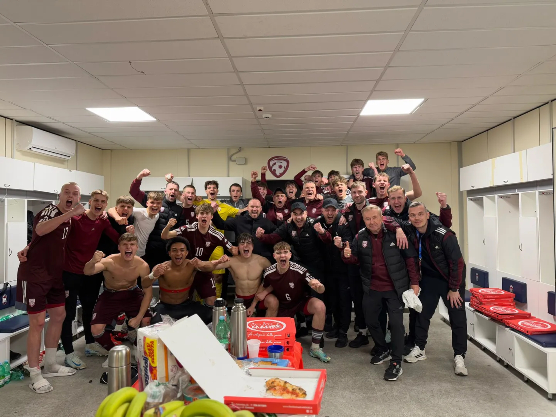 Latvijas U-19 futbolisti EČ kvalifikācijas elites kārtas pirmajā mačā spēlē neizšķirti ar Itāliju.