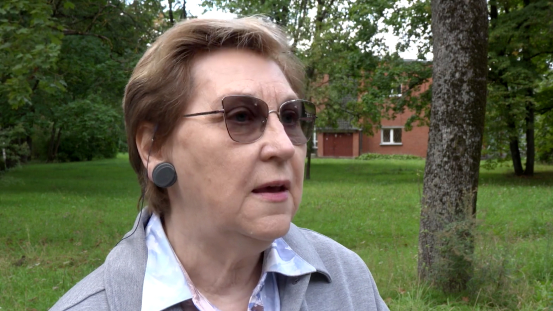 Rīgas 13. vidusskolas bijusī direktora vietniece un izglītības metodiķe Marija Gulbe.