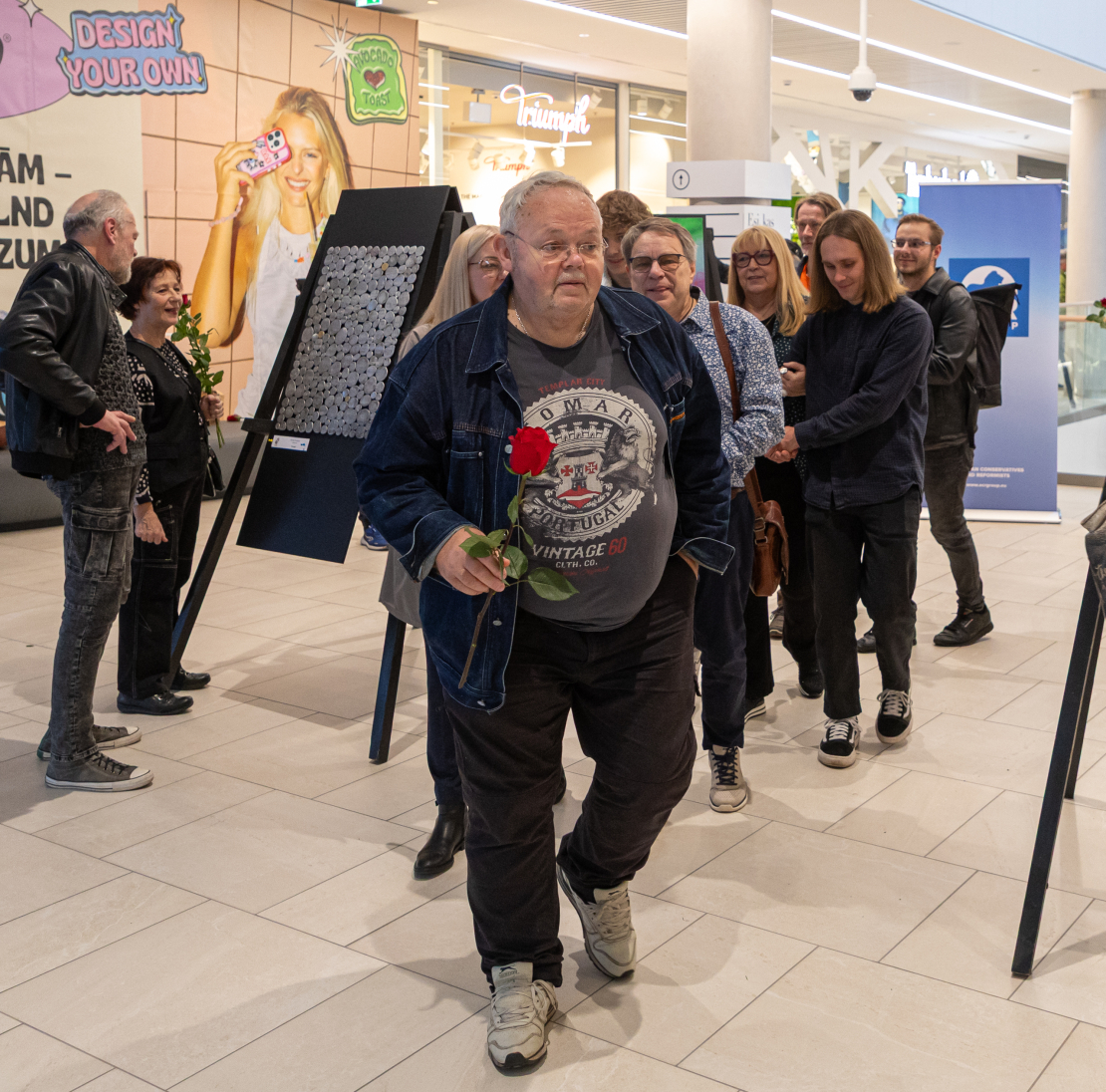 Festivāla "BILDES" izstādes "PUNKTOJAM!" atklāšana.