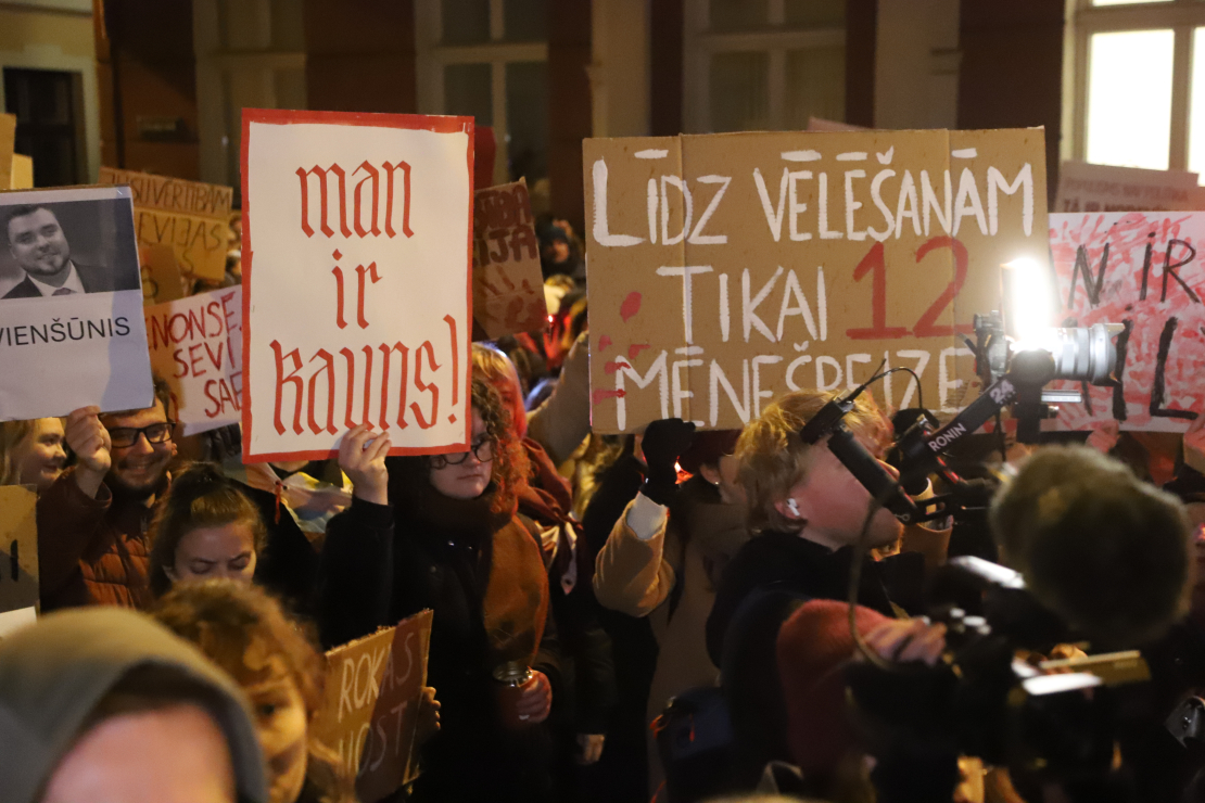 Protests pret izstāšanos no Stambulas konvencijas.