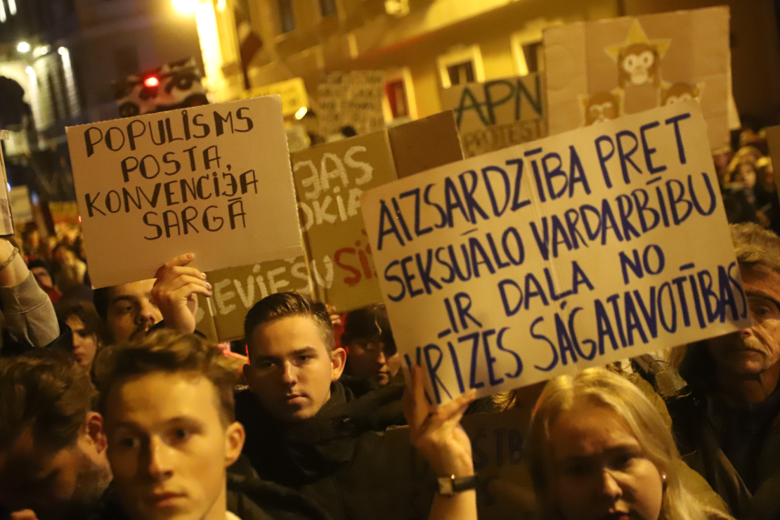 Protests pret izstāšanos no Stambulas konvencijas.