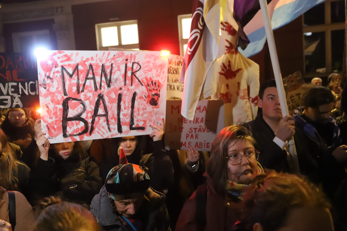 Protests pret izstāšanos no Stambulas konvencijas.