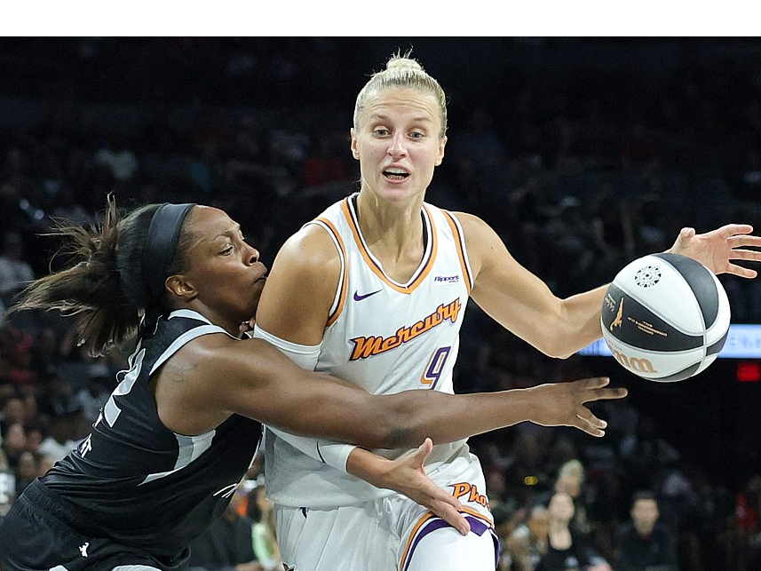 Kitija Laksa kļuva par trešo Latvijas basketbolisti pēc Anetes Jēkabsones-Žogotas un Zanes Tamanes, kura spēlējusi WNBA.