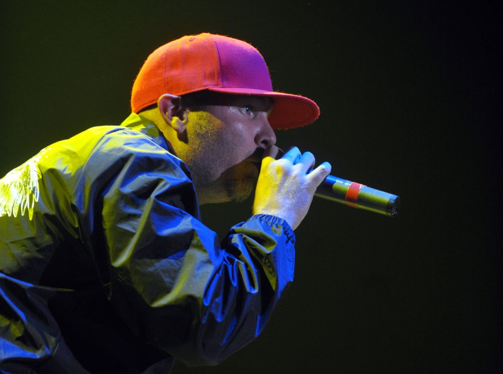 Amerikāņu grupas "Limp Bizkit" vokālists Freds Dērsts. 