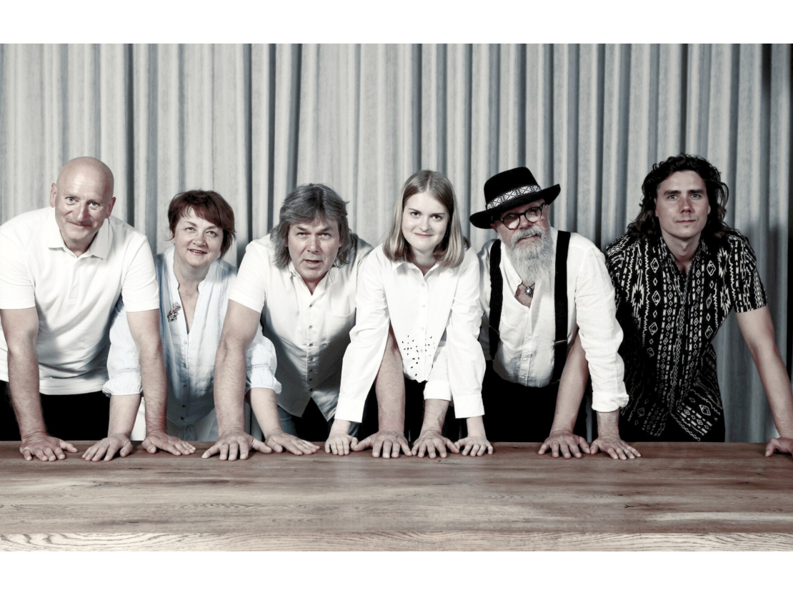 Grupa "Viedais Fonogrāfs".