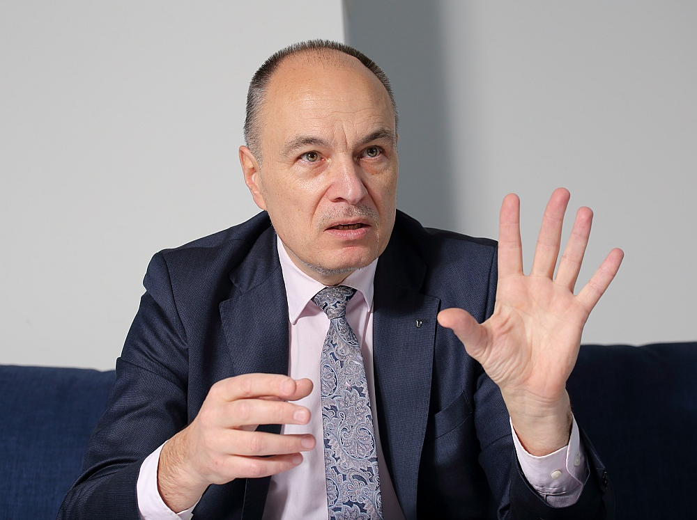 Imants Parādnieks: "Valsts atbalsta politikai jābūt visos segmentos, kuru dēļ jaunie cilvēki izdarītu šo izvēli par labu pirmajam, otrajam, trešajam, ceturtajam bērnam."