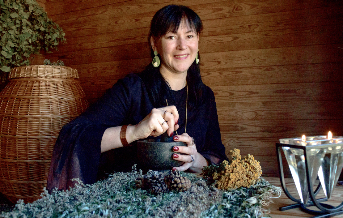 Lāsma Engere.