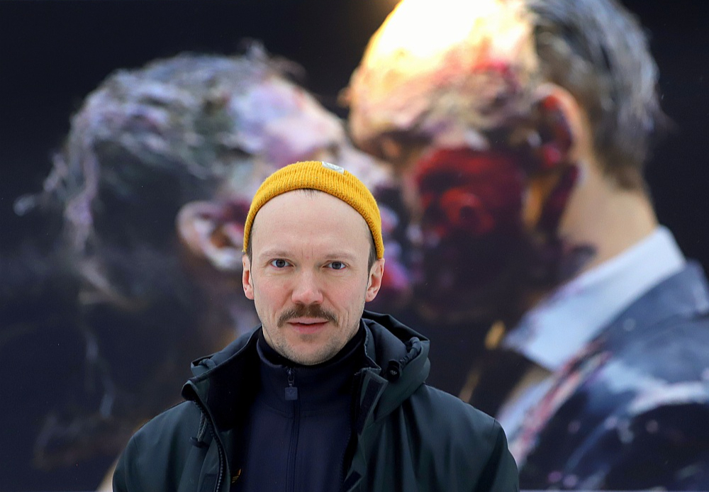 Arturs Krūzkops: "Domāju, laulāti pāri varētu daudz ko no šī mūsu stāsta izgrebt un pēc izrādes būtu labs temats sarunai restorānā. Esmu pārliecināts, ka izrādes tēma ir par mums visiem."