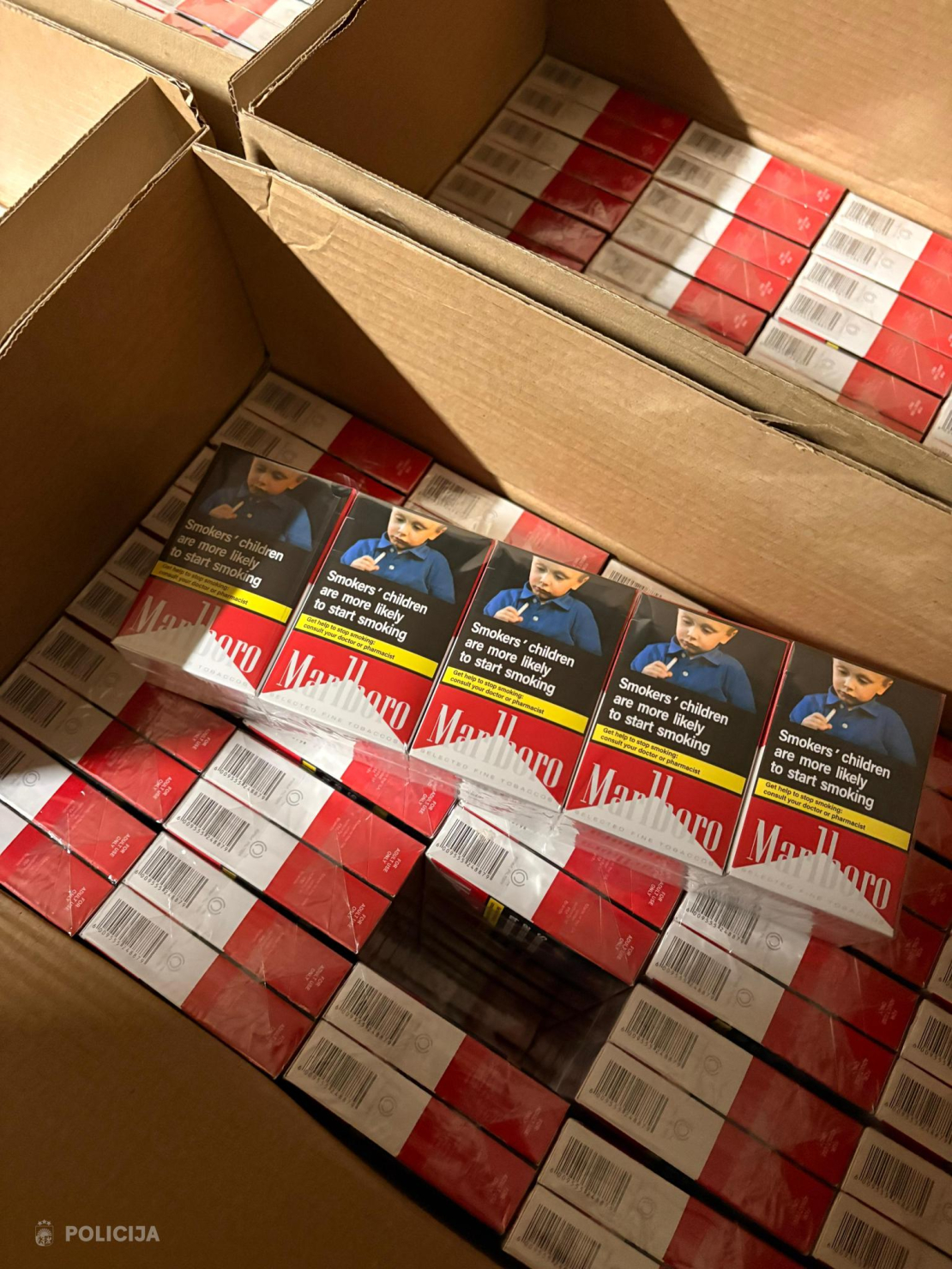 Atsavina pusotru miljonu nelegālo cigarešu.