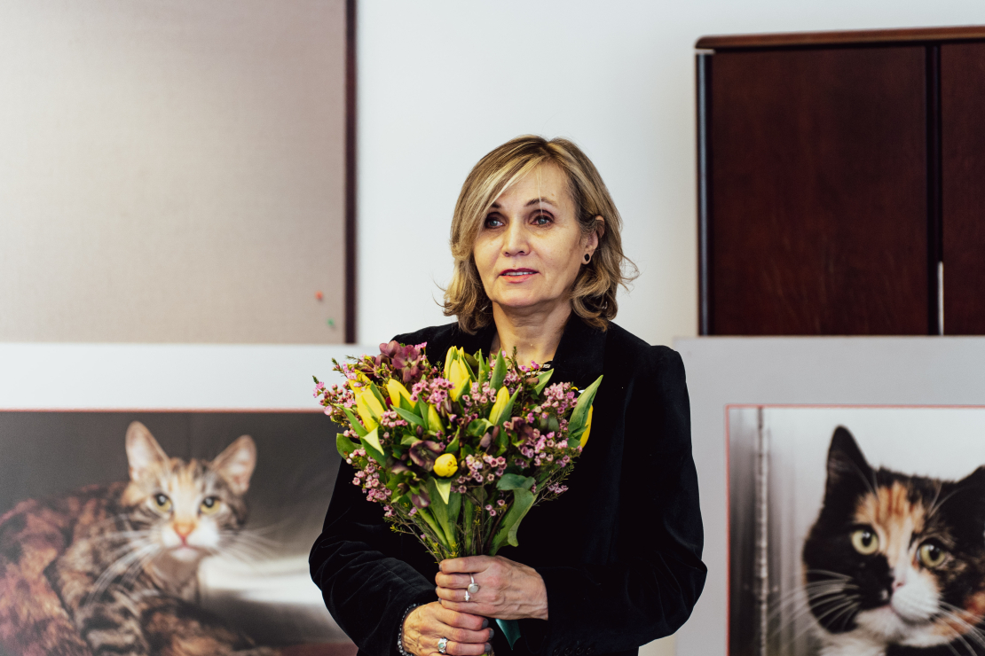 Žurnāliste Ērika Šmeļkova savas grāmatas "Slepenā aģente Fifī. Latviete, kura mainīja likteņus" prezentācijas pasākumā.