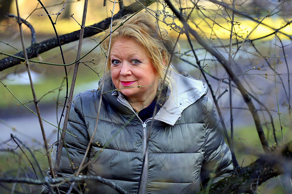 Leonarda Ķestere-Kļaviņa: "Esmu lepna par mūsu brīnišķīgajiem operas solistiem, par izcilajiem pianistiem, par kora mūziku, par mūsu diriģentiem. Priecājos, cik brīnišķīgi turpinās mākslas starptautiskās saites."