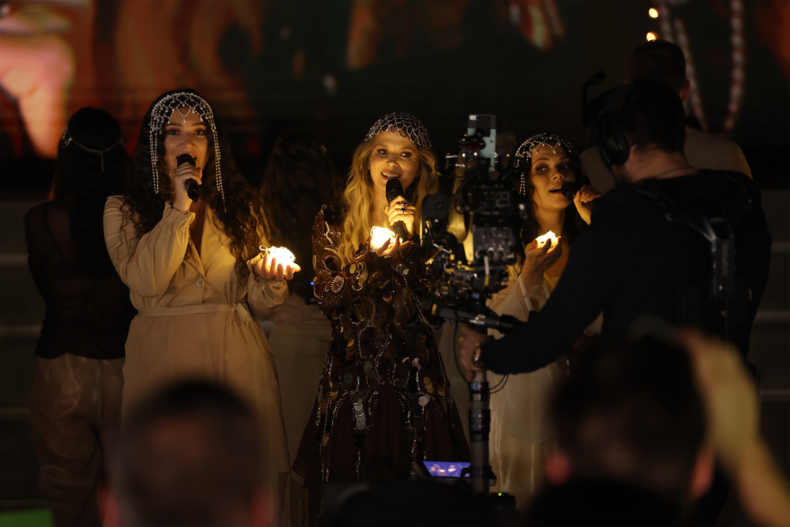 Muzikālā šova "Koru kari" 2. tiešraide.