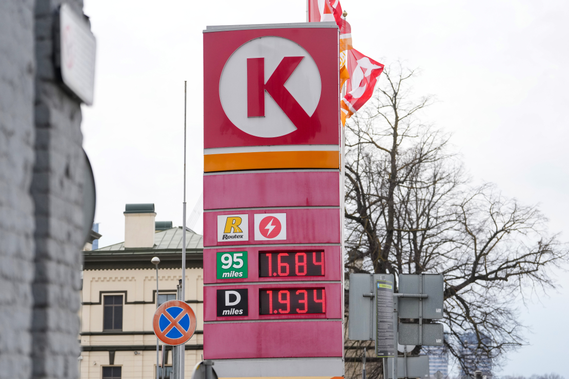 Degvielas cenas 2026. gada 13. martā.