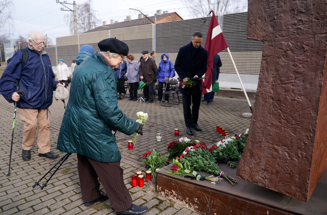 Komunistiskā genocīda upuru piemiņas dienai veltīts pasākums pie dzelzceļa stacijas "Šķirotava".