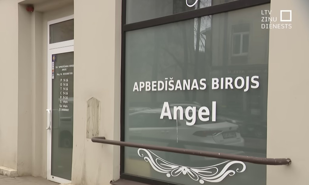 Apbedīšanas biroja "Angel" birojs.