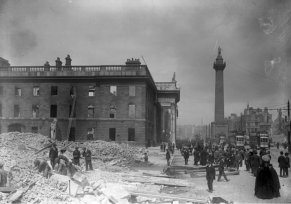 Aina Dublinas centrā pēc sacelšanās apspiešanas.