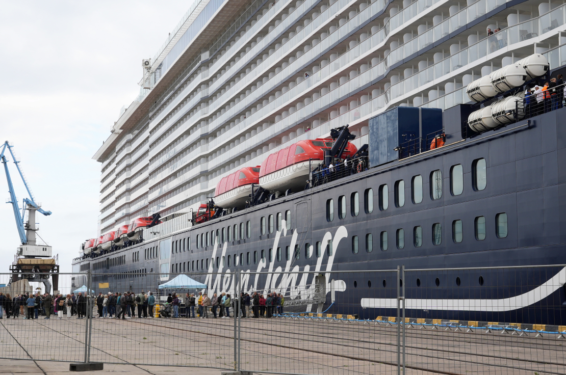 Vācijas kruīzu kompānijas "TUI Cruises" kuģis "Mein Schiff Relax", kurš pirmo reizi ieradies Rīgas ostā.