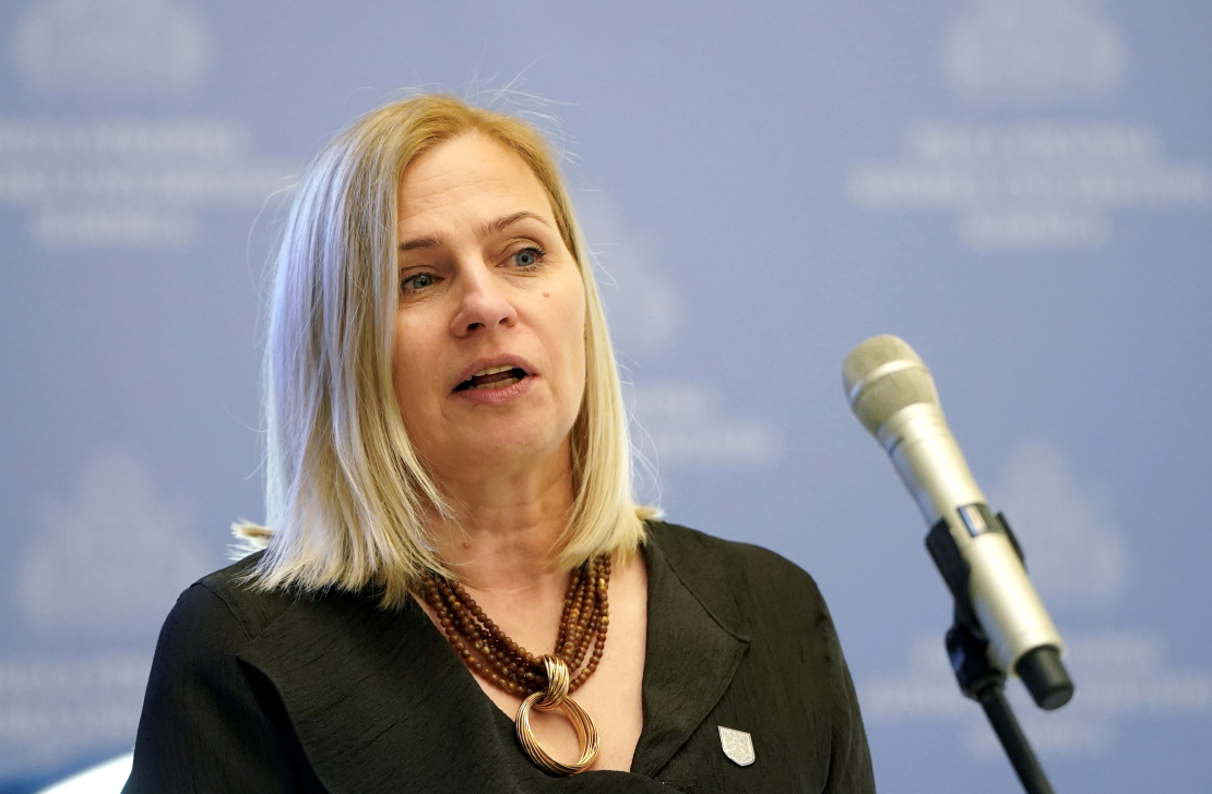 Paula Stradiņa Klīniskās universitātes slimnīcas (PSKUS) valdes locekle Dace Žentiņa piedalās PSKUS 115 gadu jubilejas pasākumā.