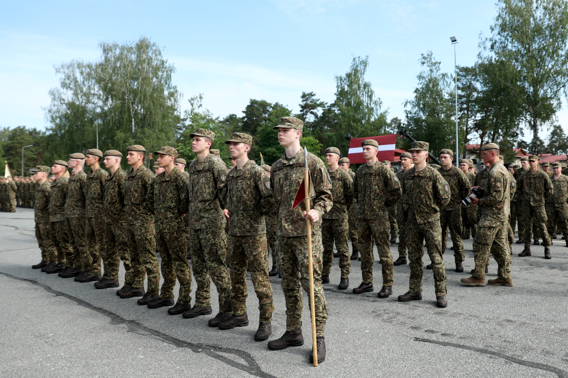 Valsts aizsardzības dienesta pirmā iesaukuma izlaidums Ādažu militārajā bāzē.