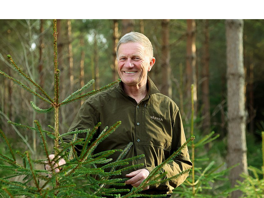 Valdis Viesturs Dreimanis: “Grāmatu rakstīšanu es uztveru kā savu pienākumu. Pienākumu pret medniekiem. Mums jau Latvijā nav medību stāstu.”