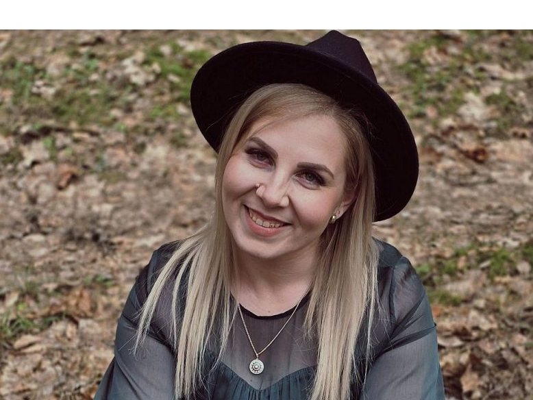 Slampes Kultūras pils vadītāja Madara Jumiķe.