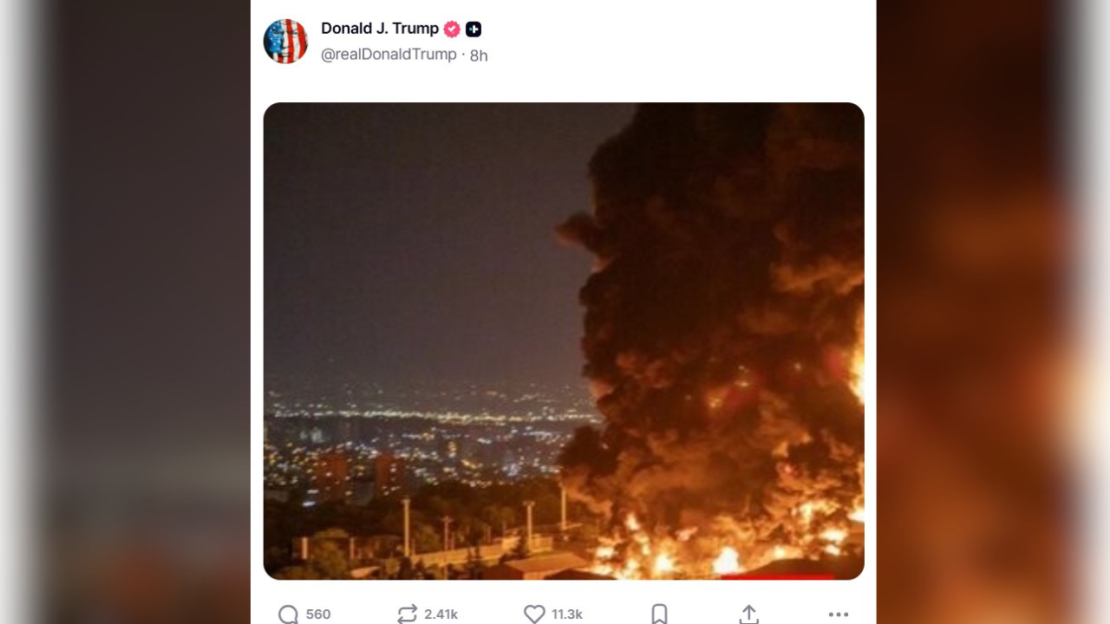 Trampa publicētā novecojusī fotogrāfija medijā "Truth Social".