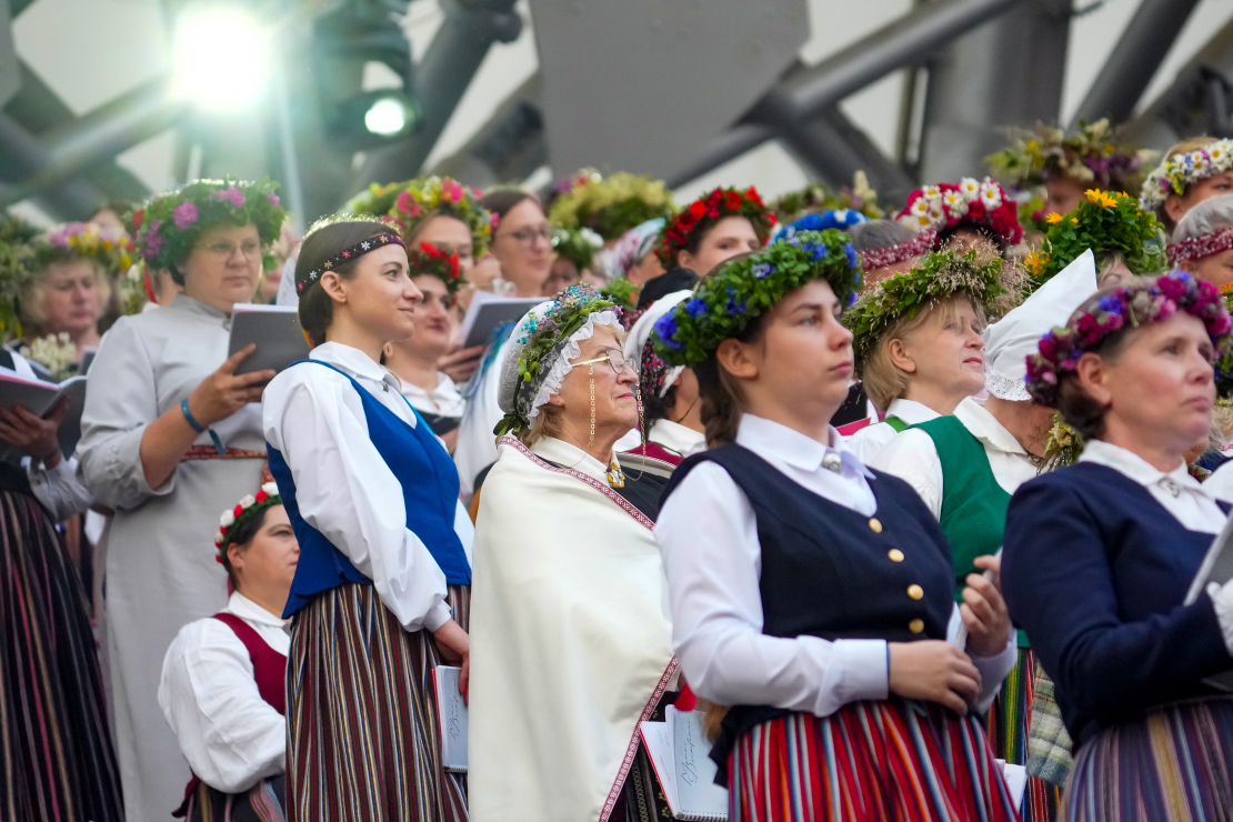 Koncerts "Manai Dzimtenei'' Mežaparka Lielajā estrādē.