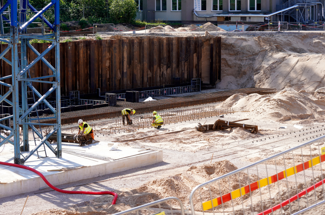 Jaunā Rīgas Austrumu klīniskās universitātes slimnīcas Plaušu veselības un infekciju slimību ārstniecības korpusa būvdarbi.