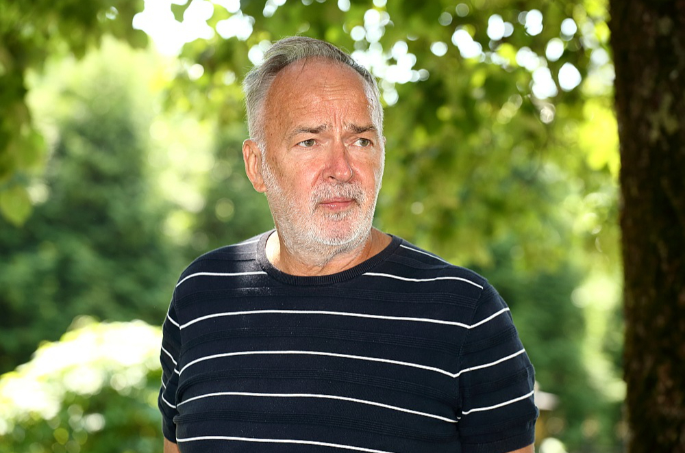 Andris Ušackis: "Mans demaršs daļēji bija iebildums, ka ar mani manipulē. Es it kā esmu bijis iesaistīts, piedalījies lēmumu pieņemšanā, bet, kāds tas lēmums ir, es uzzinu tikai kaut kad vēlāk. Un tas atkārtojas vairākas reizes."