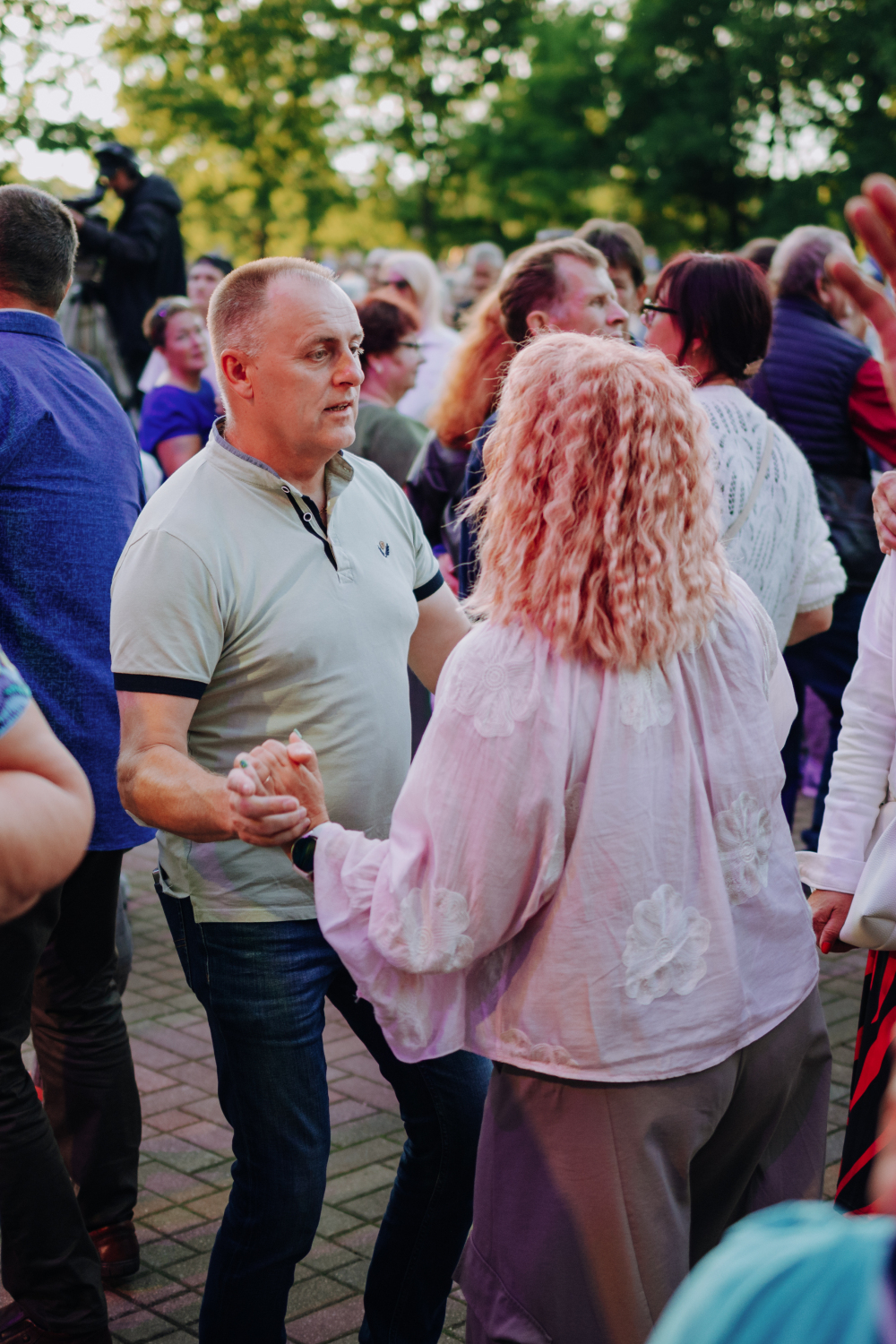 5. Gunta Skrastiņa Dziesmu un ziņģu festivāla Ventspils Reņķa dārzā.