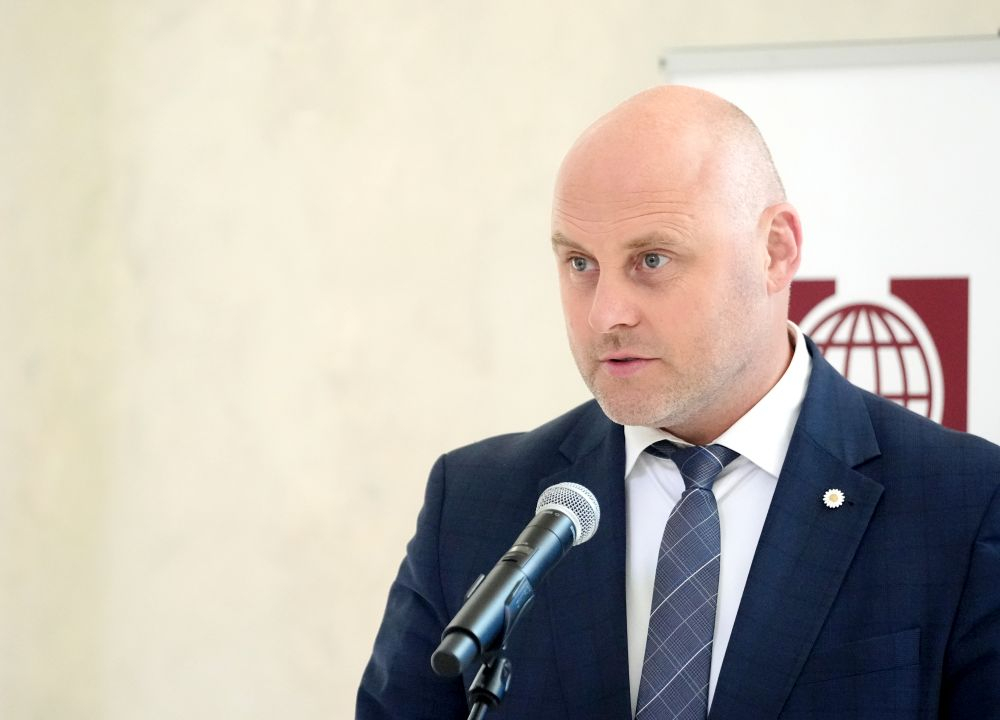 Premjers Andris Kulbergs.