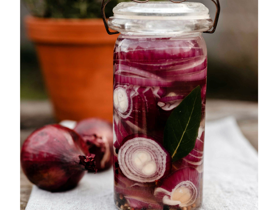 Fermentēti sīpoli.