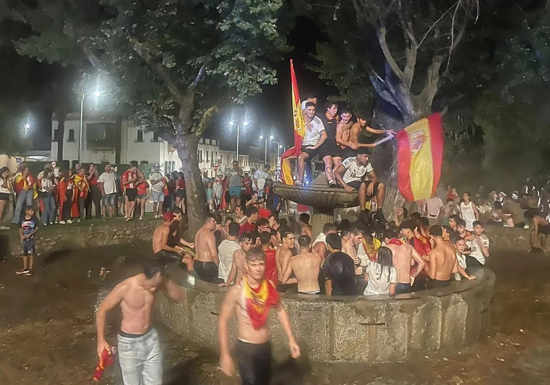 Svinības pēc Spānijas uzvaras Pasaules kausā futbolā.