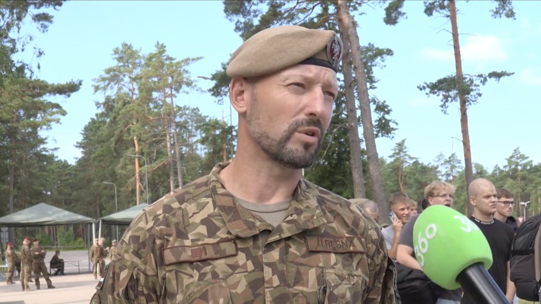 Ilmārs Rešņa, Nacionālo bruņoto spēku pārstāvis. 