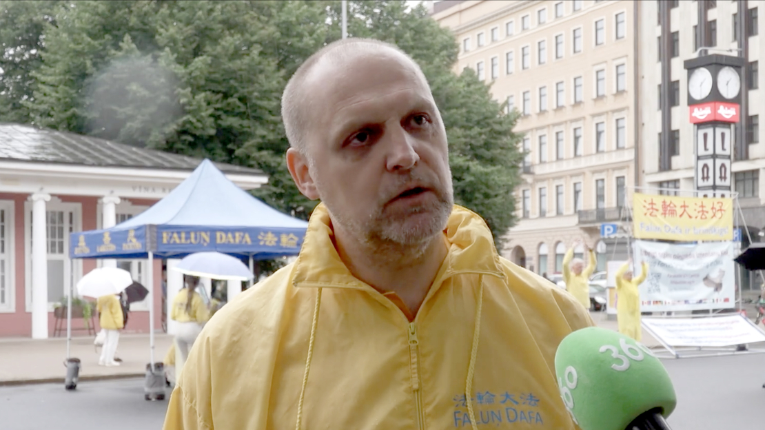 "Faluņgun" kustības sekotājs Jānis Kalugins.