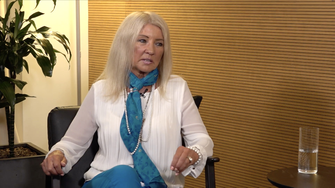 Elita Drāke.