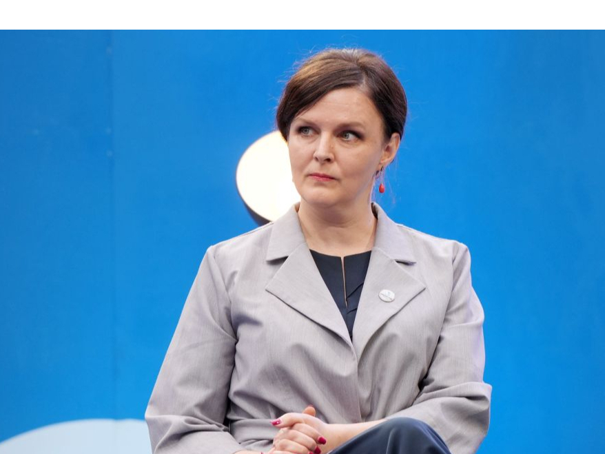 Partijas "Suverēnā vara" līdere Jūlija Stepaņenko: "Aicinu nelikt mūs kādā kastītē pēc etniskā dalījuma."